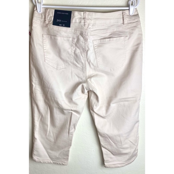 NWT Jones New York Ivory Cropped Pants - Picture 2 of 2